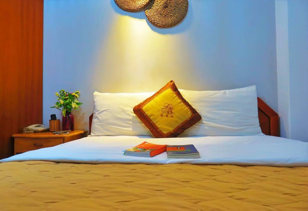 Giang Son Hotel江山民宿范五老区酒吧街胡志明市 Zewnętrze zdjęcie